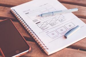 C'est un carnet avec des croquis de design numérique.